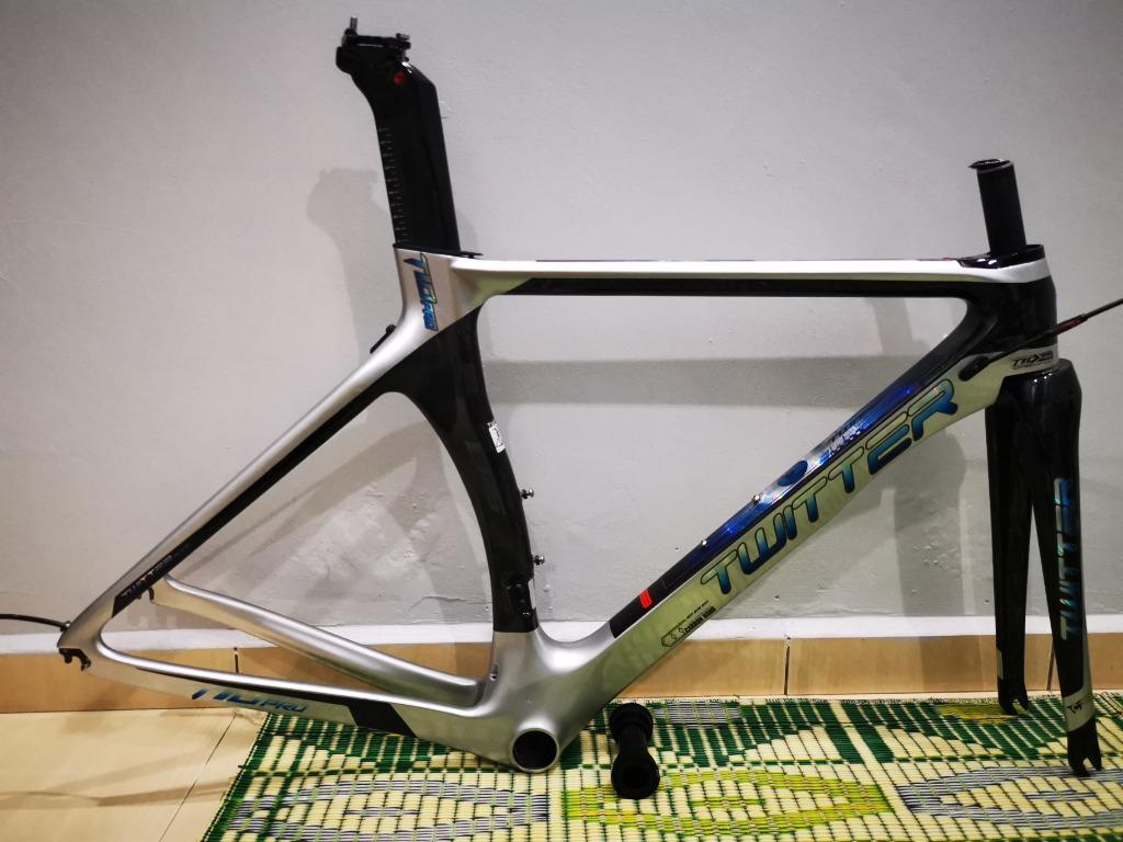 Twitter frameset sales