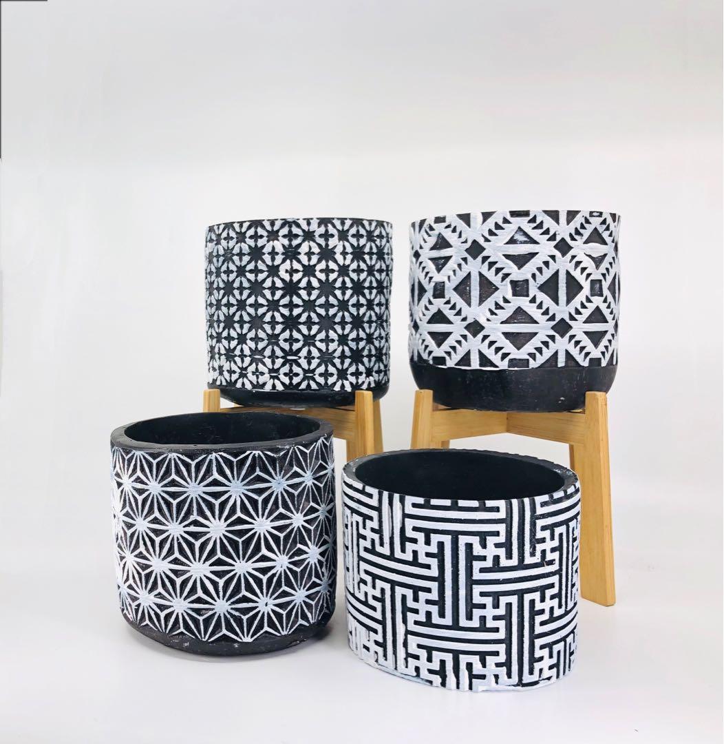 Black N White Textured Planters Flower Pots Gardening Pots