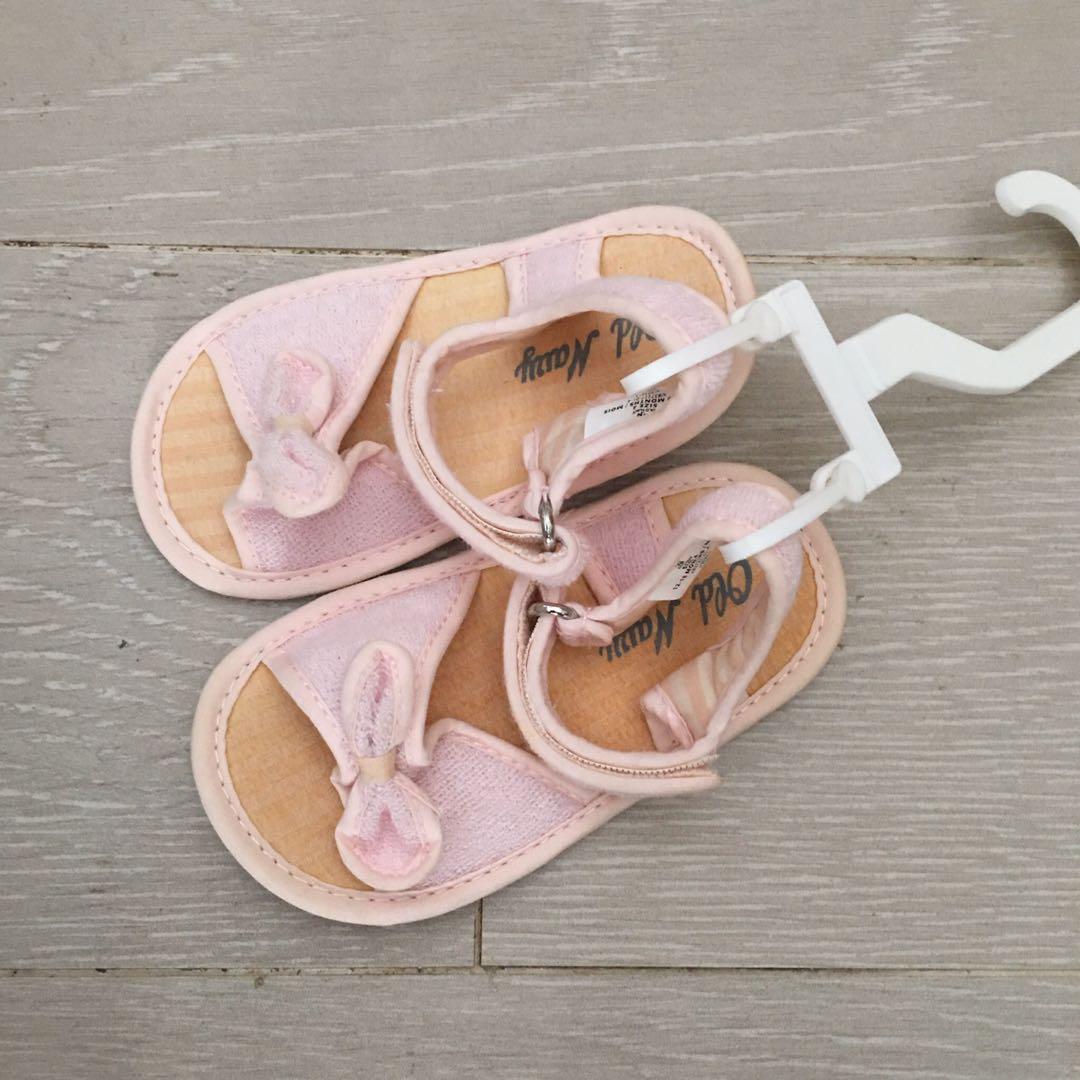 Old Navy Baby Girl Shoes / Sandals 