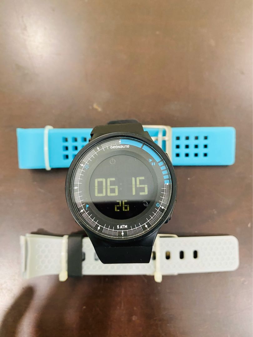 Geonaute watch shop 5atm price