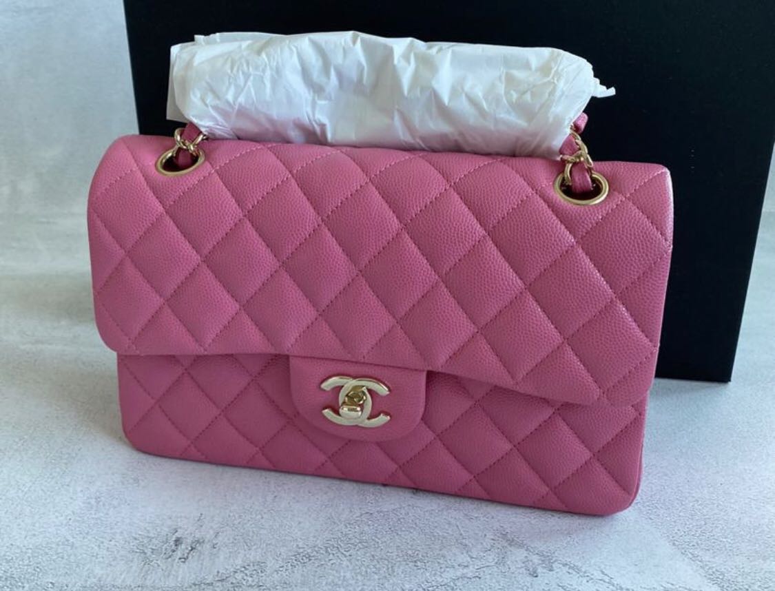 Bubblegum pink top chanel bag