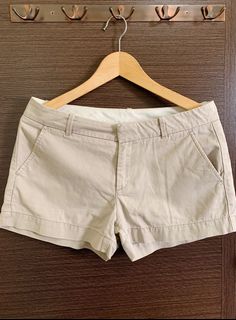 (Category: ) located in . Submitted by hercornercloset (Listing ID 1005624573, Image 1). Description: .
