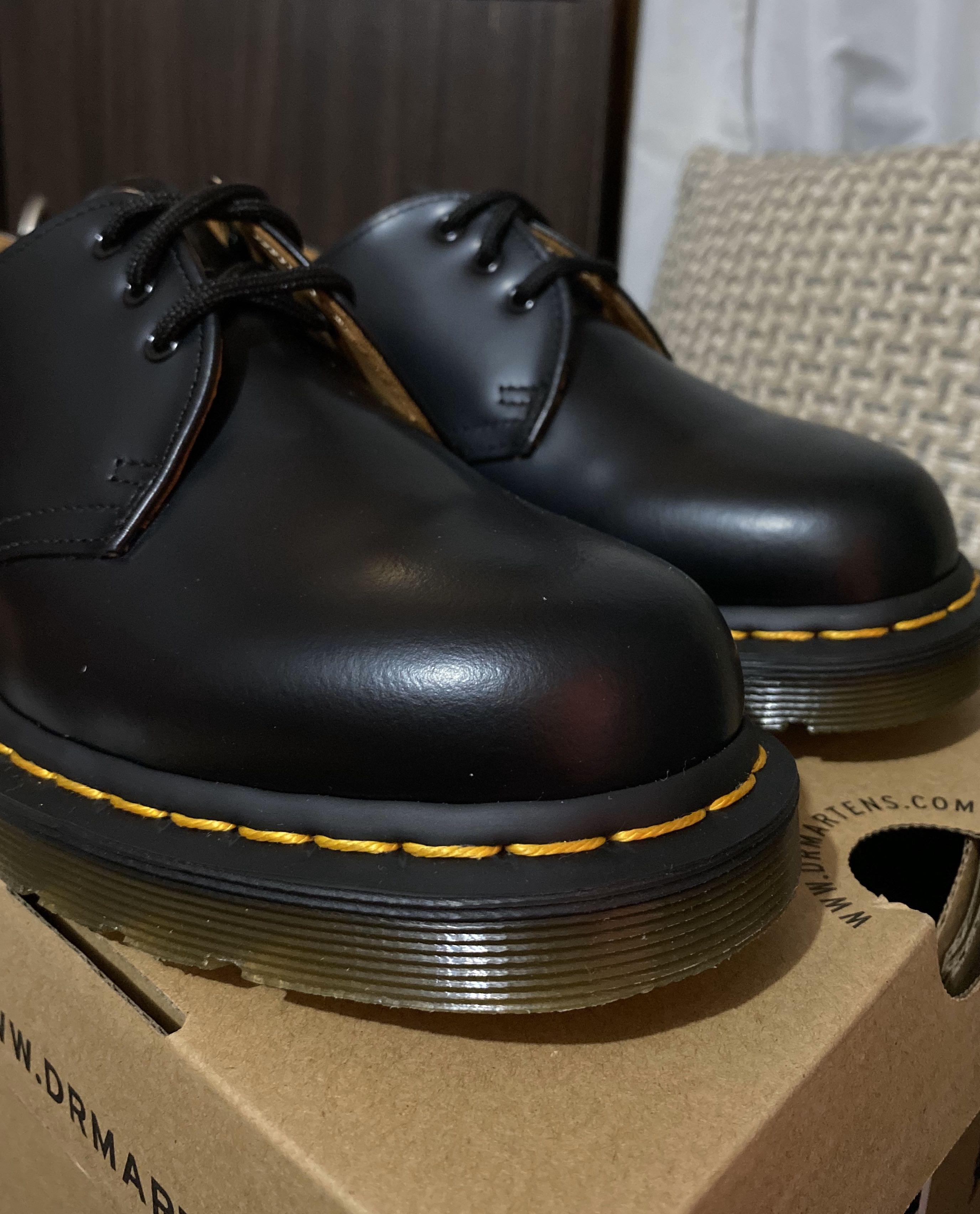 classic 146 dr martens