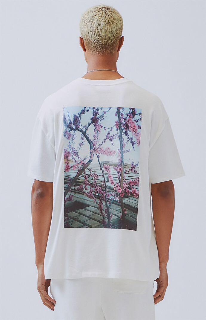 ESSENTIALS FOG FEAR OF GOD Flower Boxy Tee, 男裝, 外套及戶外衣服 
