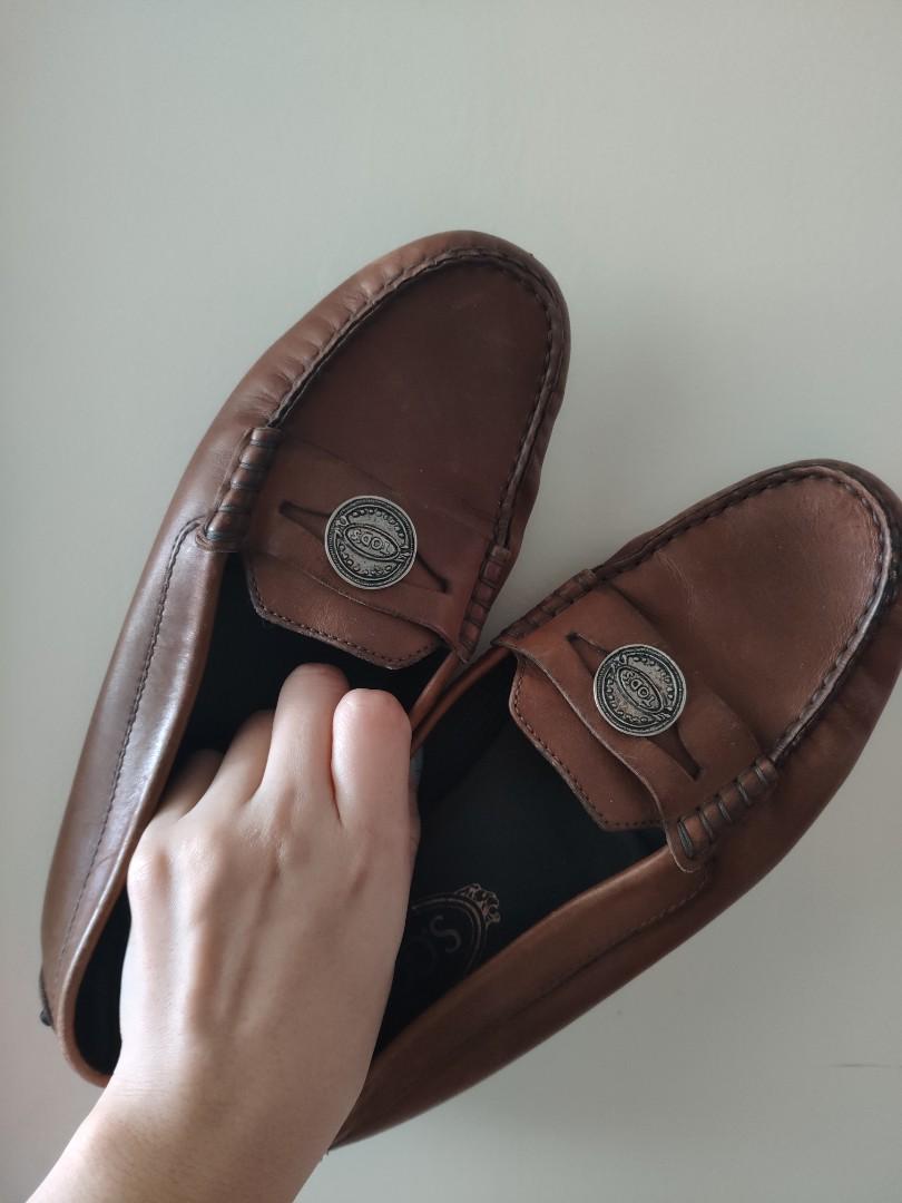 tods loafer price