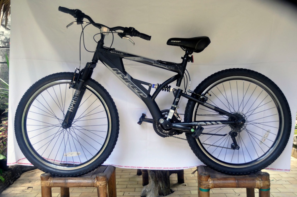 Hyper havoc mountain bike parts top
