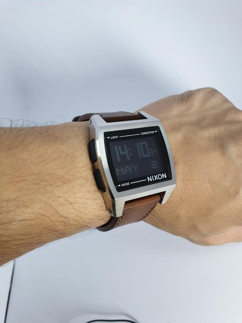 Jam nixon base leather Fesyen Pria Jam Tangan di Carousell
