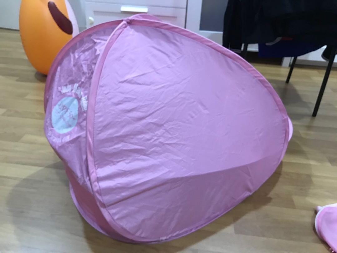Jojo maman bebe shop pop up travel cot