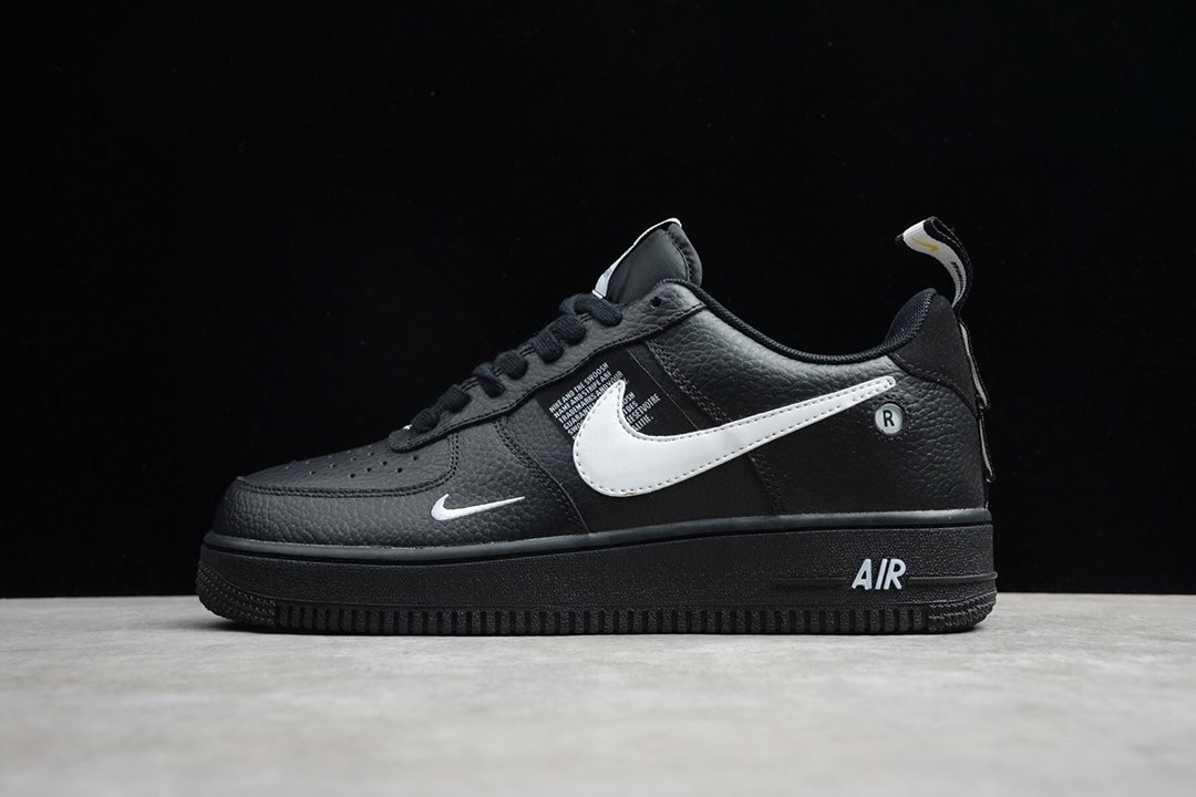 Nike Air Force 1 LV8 Utility SL trainers in black