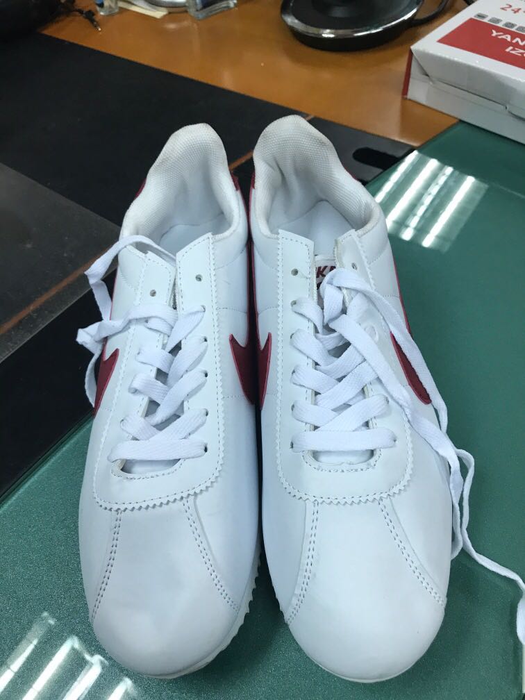 where to buy nike cortez shoes