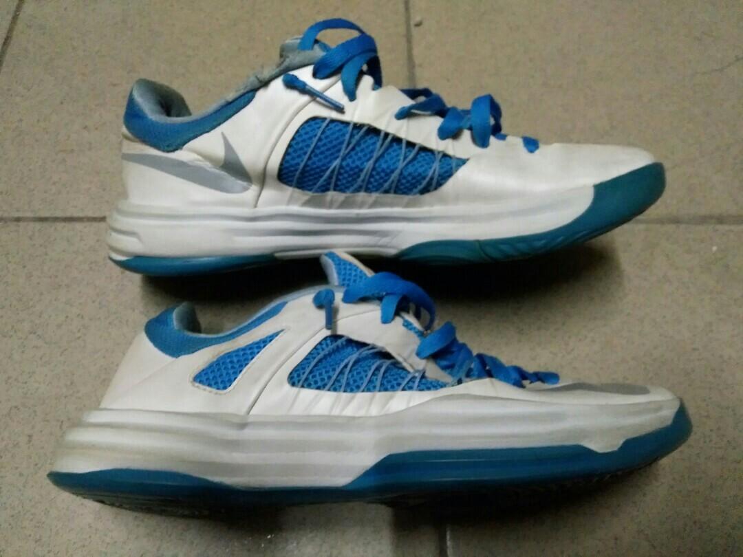 harga nike hyperdunk
