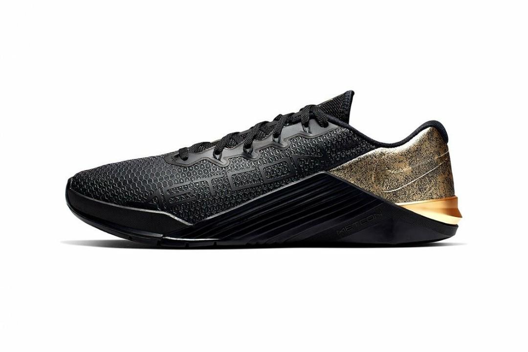 Nike Metcon 5 Gold \u0026 Black, Sports 