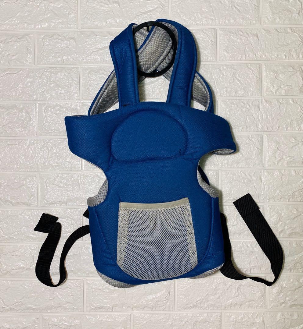 Picolo baby carrier (Category: Carriers & Slings) located in Manila. Submitted by hemnl (Listing ID 1005687848, Image 1). Description: In excellent condition.