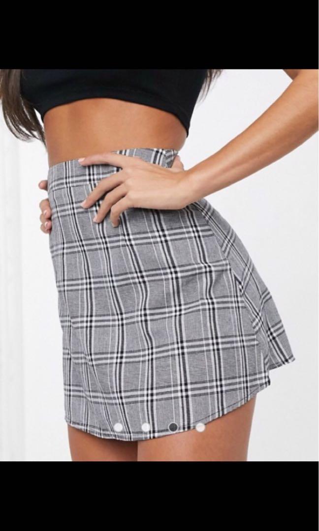 Plt checked skirt clearance