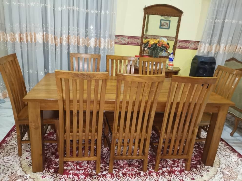 Set Meja Makan Kayu Jati 1 8 Home Furniture Furniture On Carousell Harga kayu jati terbilang mahal karena alasan tumbuhnya kayu jati belanda atau bekas palet adalah kayu jati sisa yang bisa digunakan untuk membuat meja, kursi dan yang lainnya. set meja makan kayu jati 1 8