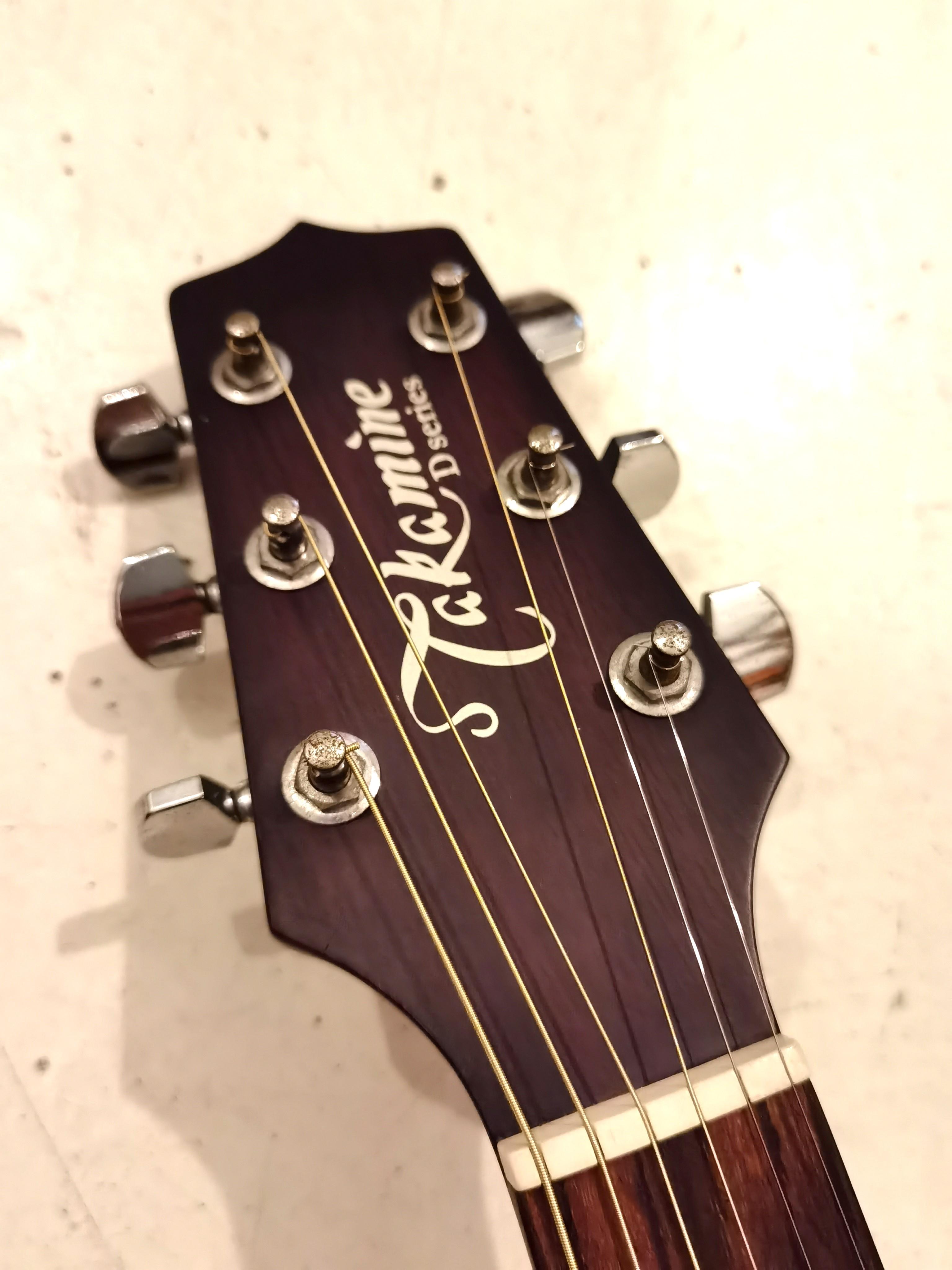 Takamine Acoustic Guitar With BuiltIn Pick up Cutaway Design, Hobbies & Toys, Music & Media