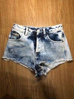 (Category: ) located in . Submitted by trina.d14 (Listing ID 1005593405, Image 1). Description: .
