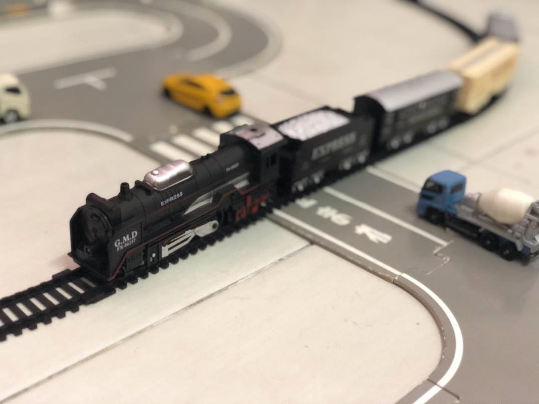 Toys Electrical Train Rail King Intelligent Classical Train