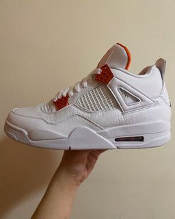 (Category: ) located in . Submitted by sneaker.archives (Listing ID 1005605566, Image 1). Description: .