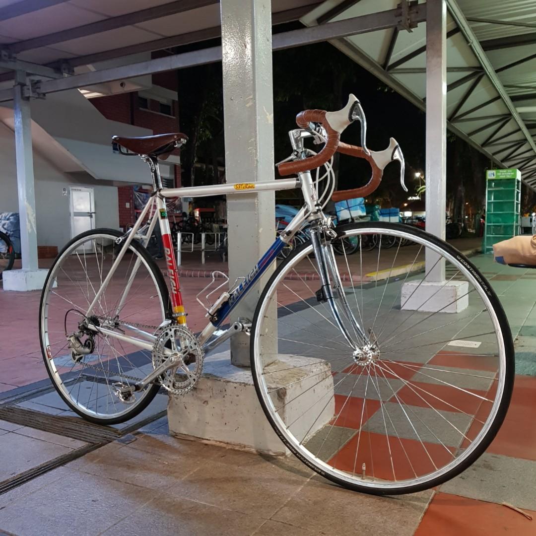 Vintage raleigh hotsell racing bikes