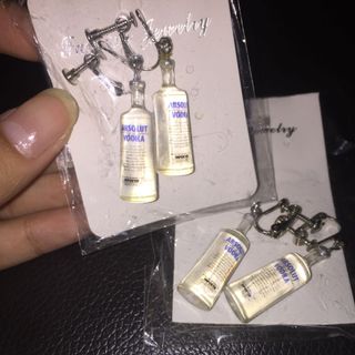 (Category: ) located in . Submitted by apostherapi (Listing ID 1005660071, Image 1). Description: .