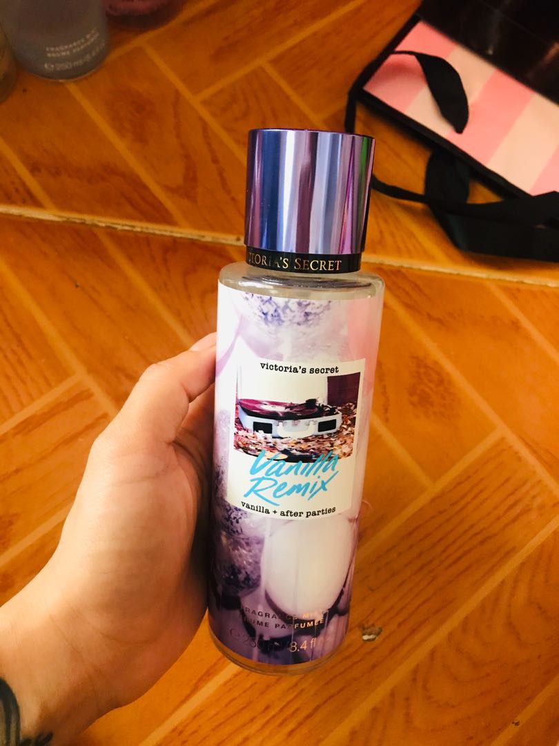Authentic Victoria s Secret Vanilla Remix Body Mist