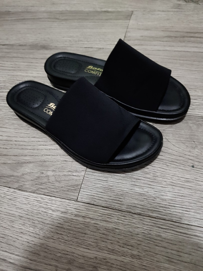black slide shoes