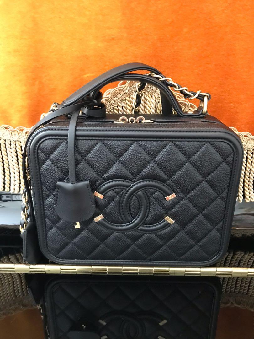 Chanel vanity case deals 21cm
