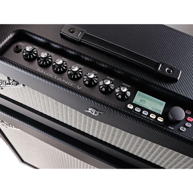 Fender mustang v 4x12 guitar speaker cabinet top