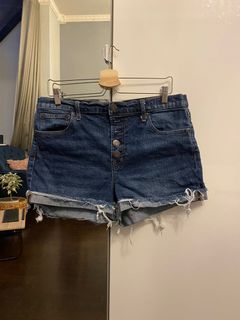 (Category: ) located in . Submitted by bikay (Listing ID 1005778155, Image 1). Description: .
