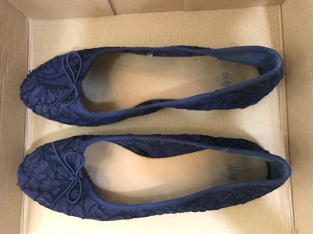 navy lace flats