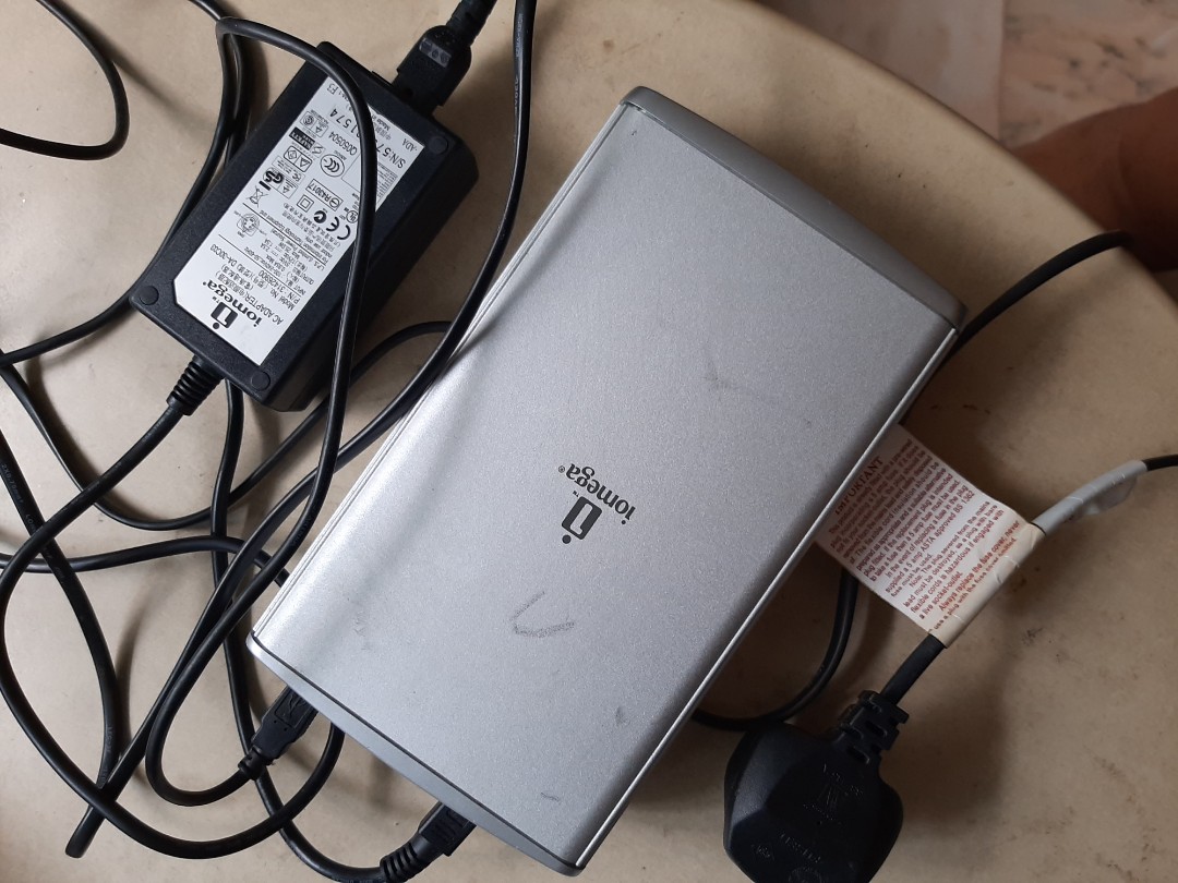160GB iOmega External Hard Drive LDHD160U 160GB Power & USB Cable
