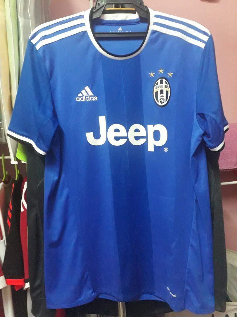 Juventus Away 2016 17 Sports Athletic Sports Clothing On Carousell