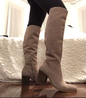 (Category: ) located in . Submitted by saugascloset (Listing ID 1005821724, Image 1). Description: .