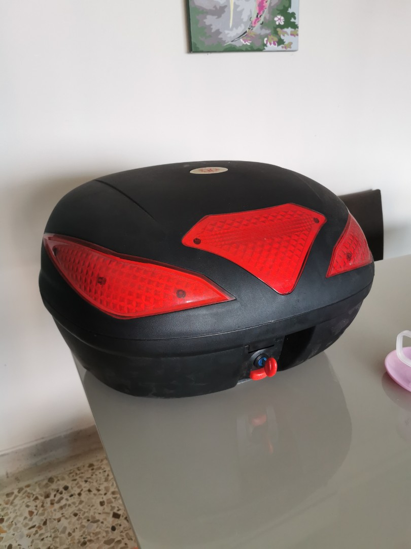 Motorcycle Top box for sale(used), Motorcycles, Motorcycle Accessories