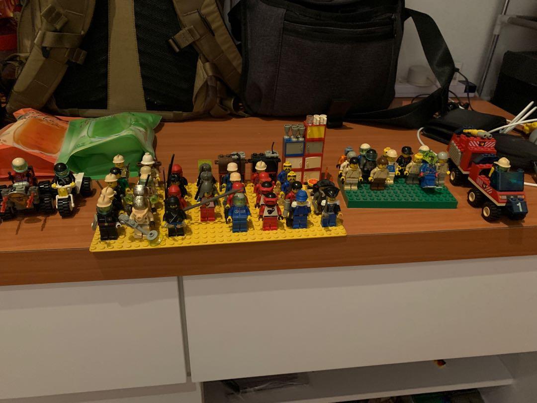 Old lego minifigures sale