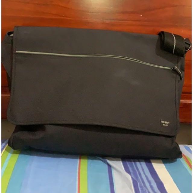 Old navy messenger bags store