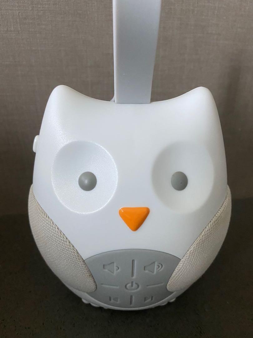 skip hop portable baby soother