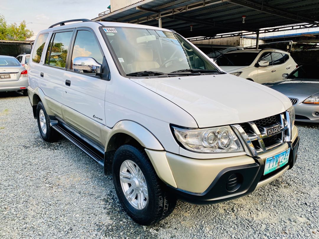 2012 Isuzu Crosswind XUV 2.5L TURBO DIESEL AUTOMATIC Auto, Cars for