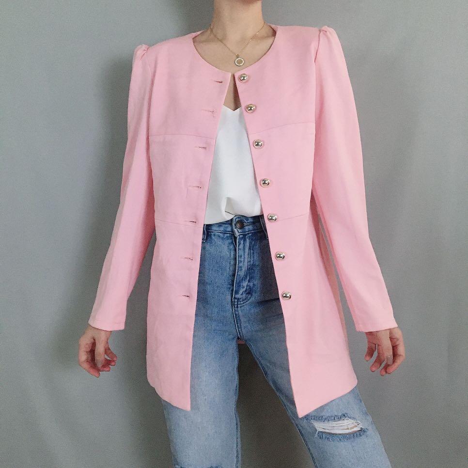Blazer (X29) (Category: Coats, Jackets and Outerwear) located in Calamba. Submitted by basicnbuttons (Listing ID 1006003280, Image 1). Description: .