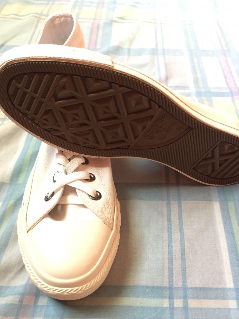 converse triple white