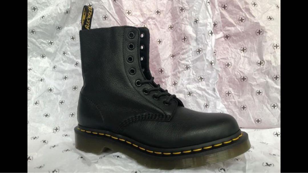 Martens Boots-pascal 1460-uk6- Eu 39, Women's Fashion, Shoes, Boots on Carousell