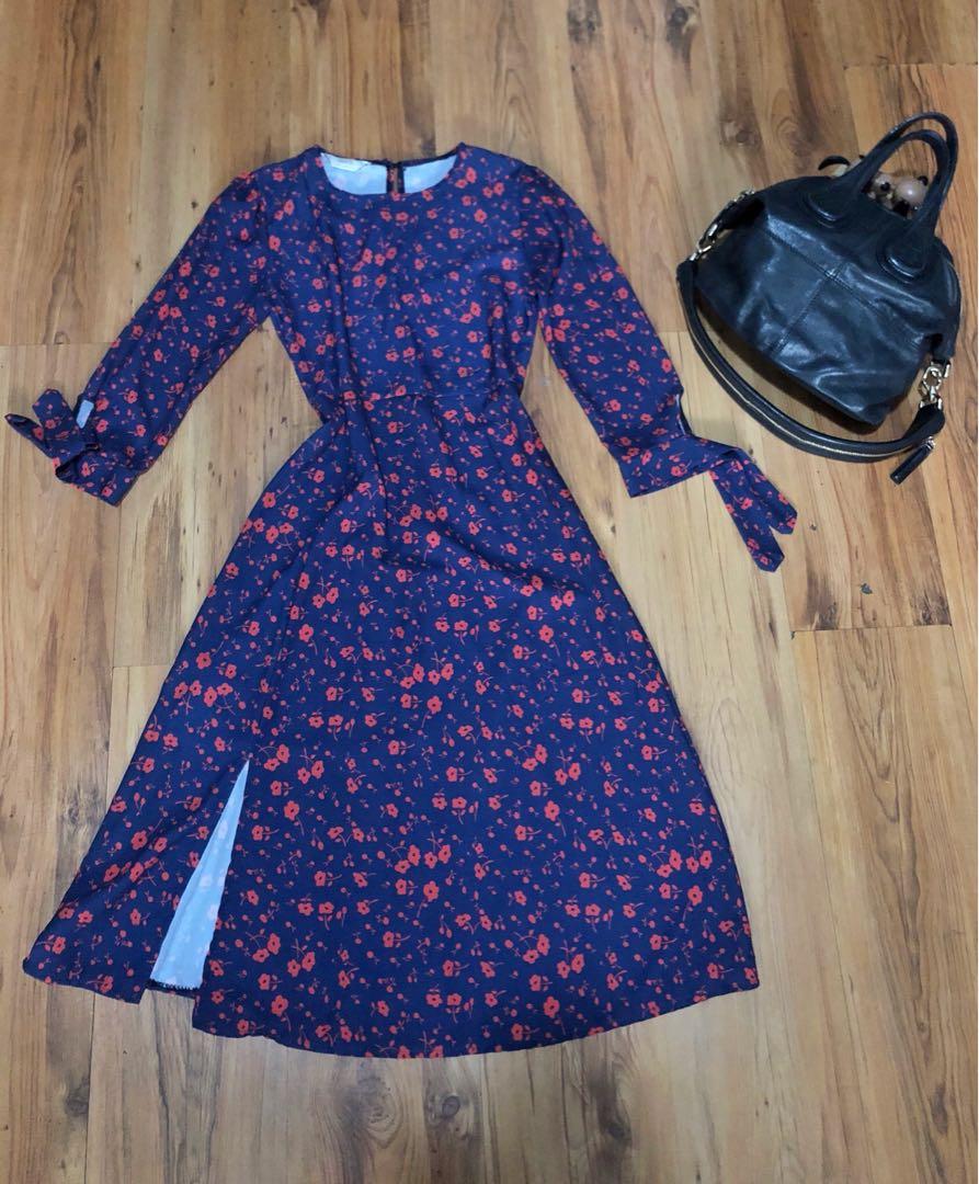 Floral dress with slit. (Category: Dresses) located in Quezon City. Submitted by abygeg (Listing ID 1005982825, Image 1). Description: Used once. S-M. Can fit up to 36" bust size. I'm pregnant now so no 'when-worn' photos please. PM for more photos. BUY 3 dresses for 600 (plus sf). .