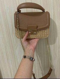 H&M SLING BAG