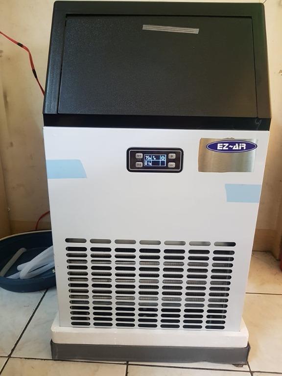 ICE CUBE MAKER MACHINE 45KG/24HRS 1DAY (Category: Ice-cream Makers) located in Paranaque City. Submitted by joshjeanyuri6842 (Listing ID 1005966229, Image 3). Description: GREEN FINE AIR TECH INC. LOCATED AT NO.4 EAST SERVICE ROAD AFPOVAI PHASE 3 WESTERN BICUTAN TAGUIG CITY. TELEPHONE:(02)8788-0541/8401-6789/8401-6755/8833-6270 MELISSA 09264172623/09293535885 NOTE: VAT INCLUDED 56,000.00 ITEMS AND SPECIFICATIONS Brand: Ez-Air Product; Ice Cube Ma