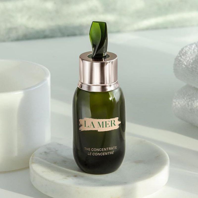 La Mer The Concentrate 50ml AUTHENTIC from duty free (Category: Face Care) located in Quezon City. Submitted by maquillage_php (Listing ID 1006148232, Image 1). Description: 50ml from Duty Free Philippines (completely sealed, with Duty Free tag price) Dm for actual picture. Save when you buy from me! Retails for 28,000 in Rustan's Philippines (screenshot attached). In their newest packaging, a kelp-inspired design with the same beloved formula wi