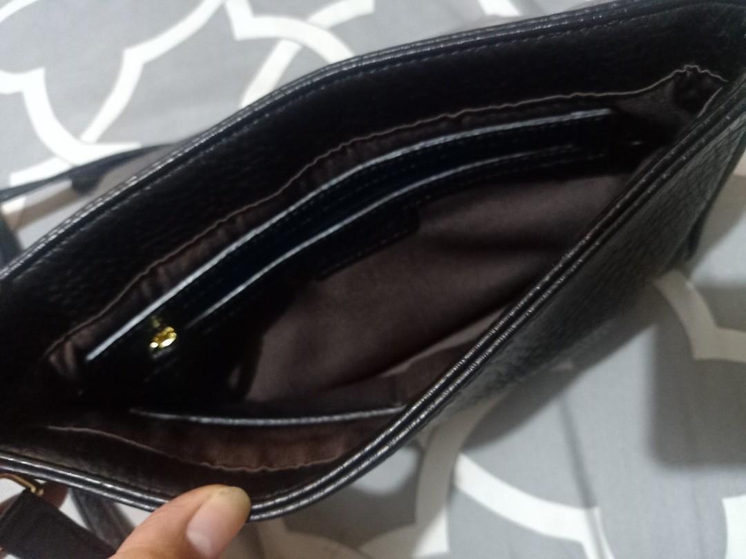 Original ESQUIRE sling bag brand new, Women's Fashion, Bags & Wallets, Crossbody Bags on