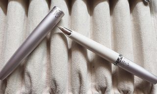 （分類：）位於 。 由 swyrfrdricks 提交（商品編號 1006158309，圖片 1）。簡介： 。