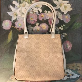 （分類：）位於 。 由 whitestsneakers 提交（商品編號 1006133308，圖片 1）。簡介： 。