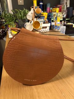 （分類：）位於 。 由 paulinetsg 提交（商品編號 1006340131，圖片 1）。簡介： 。